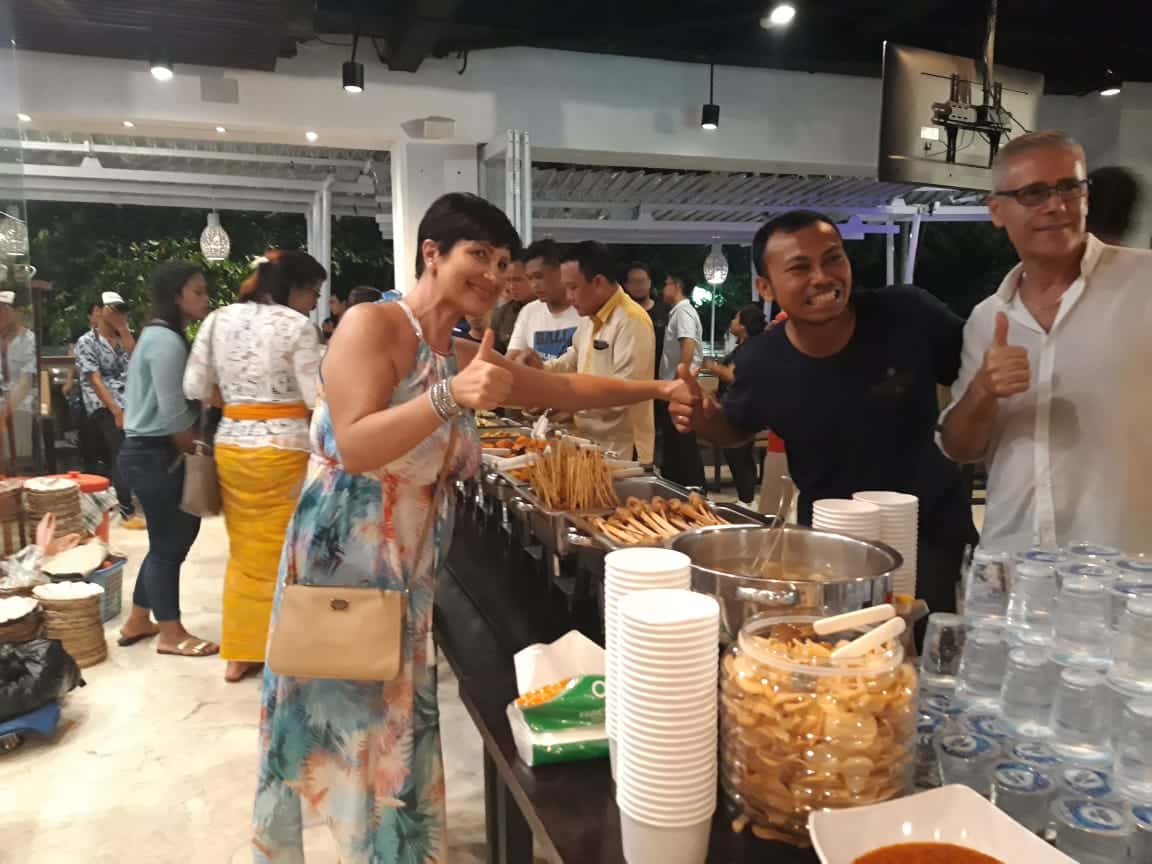 Catering Acara Ulang Tahun di Cafe Sarinida Beachwalk Catering Acara Ulang Tahun di Cafe Sarinida Beachwalk