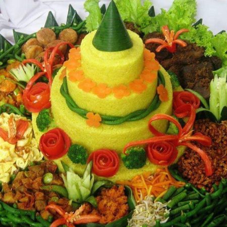 Aneka Nasi Tumpeng